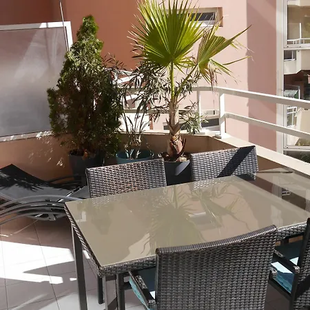 Apartman Monaco Pool Sea View